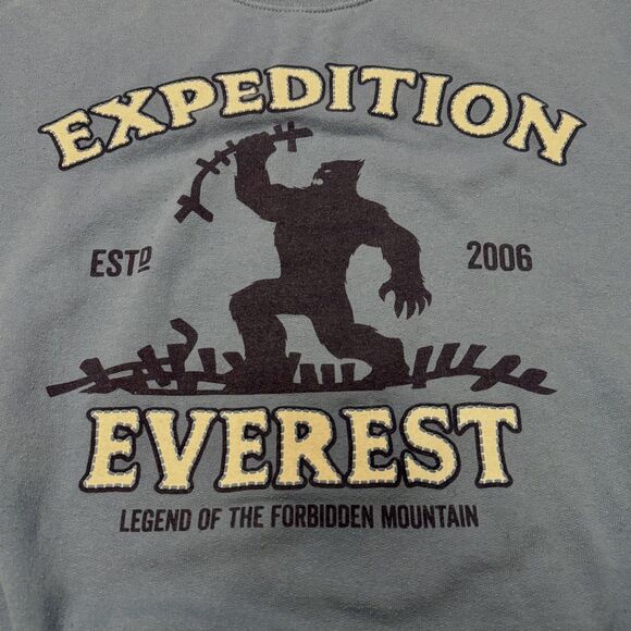 Vintage Disney Parks Expedition Everest Sweatshirt Sz Medium Blue Yeti Graphic - Picture 3 of 8